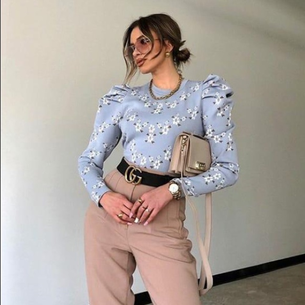 Zara puff sleeves top like new